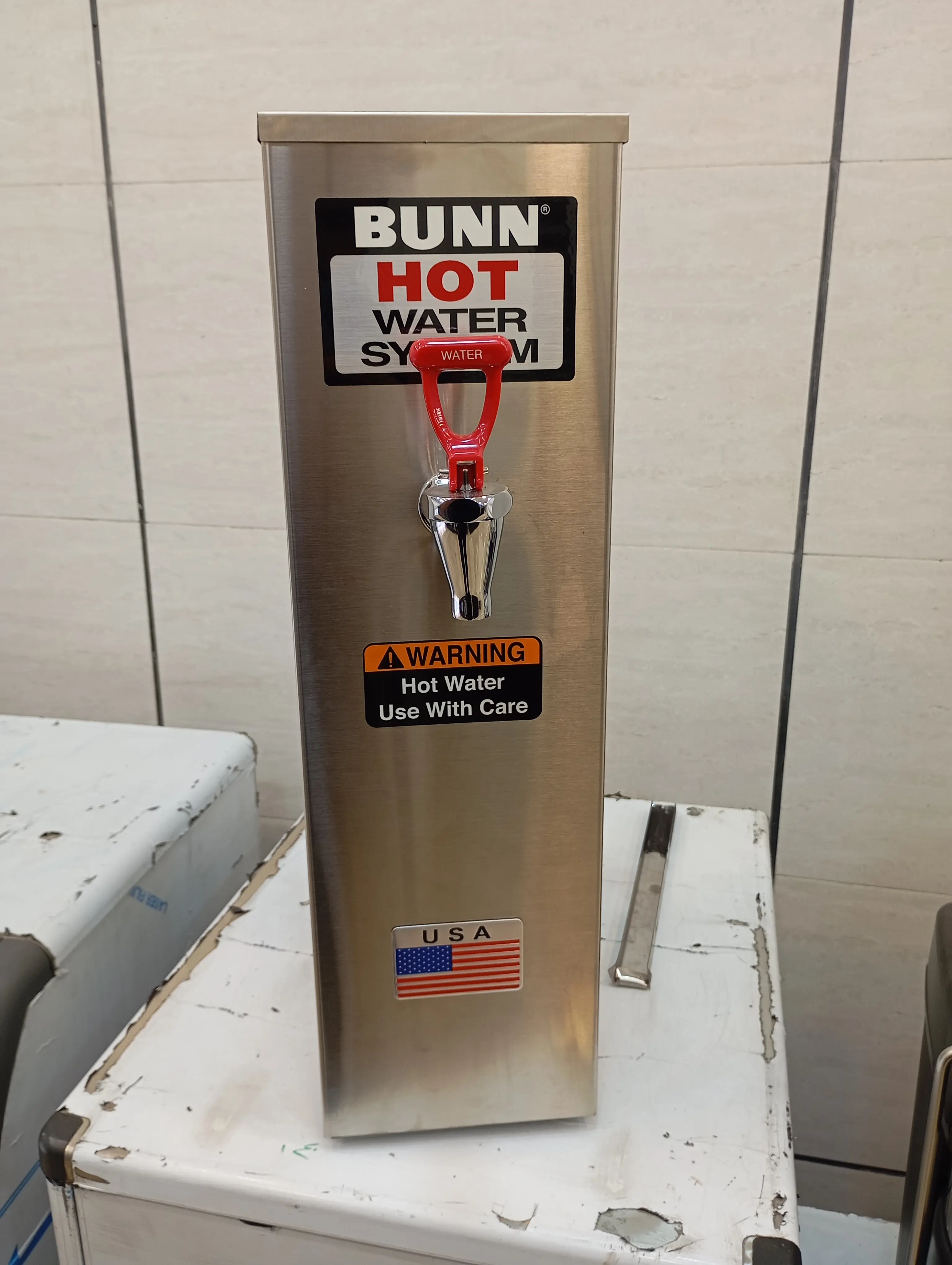 دستگاه آب‌جوش صنعتی Bunn مدل HW2 (دست دوم در حد نو) - سرویس شده