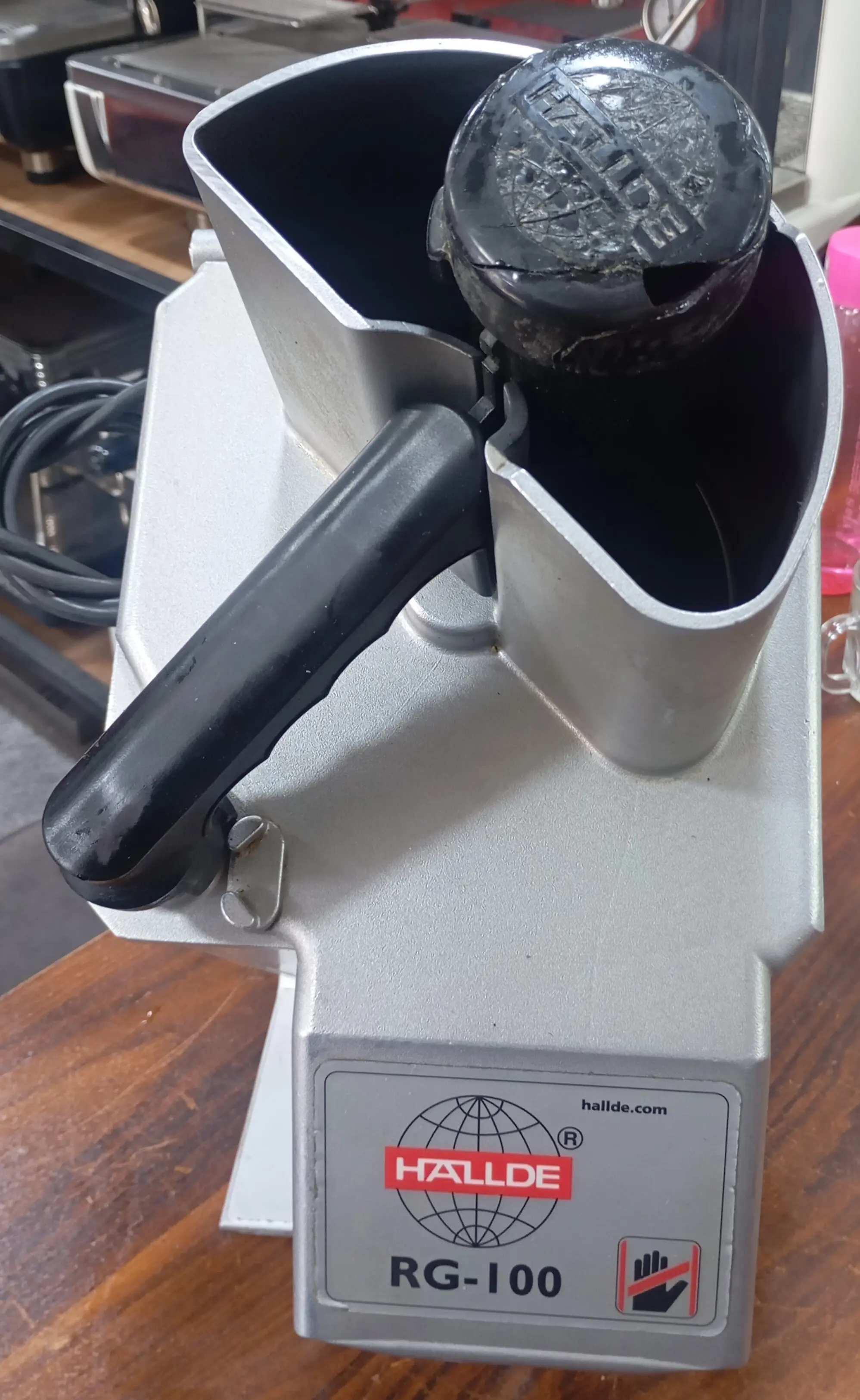 خردکن صنعتی هالده RG-100 استوک | سبزی‌خردکن حرفه‌ای سوئد HALLDE